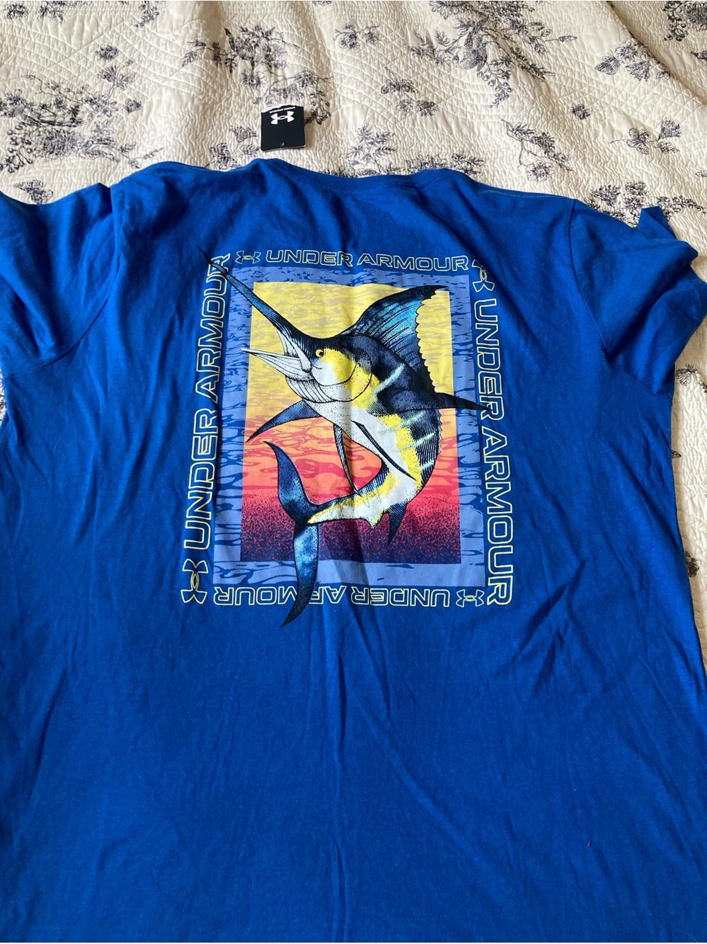 UNDER ARMOUR 2XL tshirt : fish. New with tags